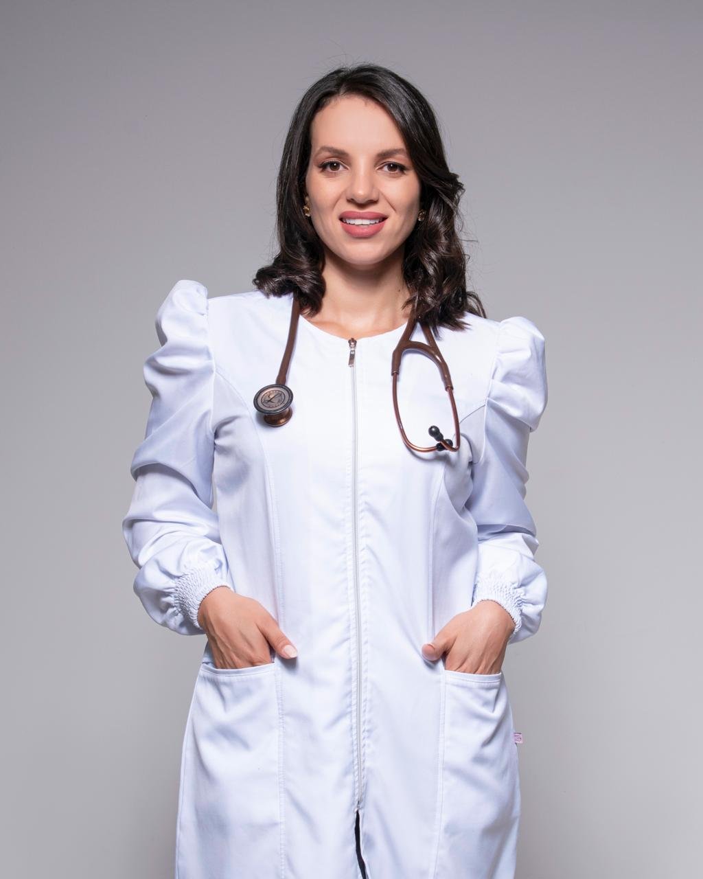 Dra. Barbara de Morais Borba